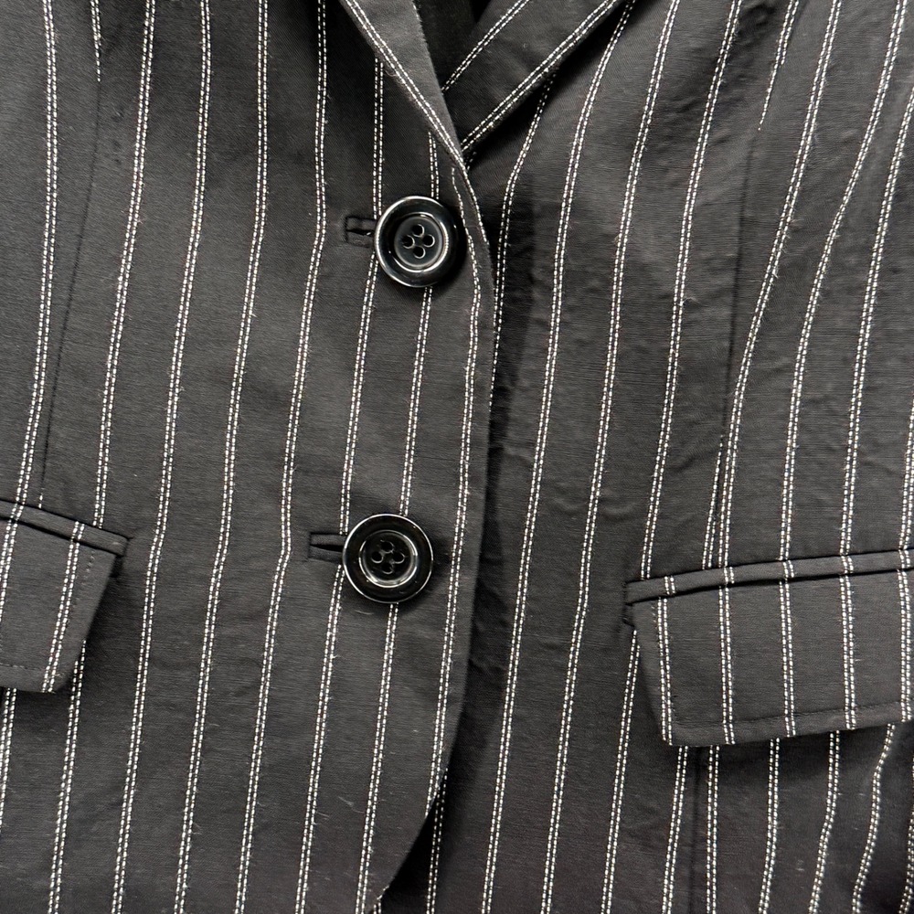 Beautiful and lightweight Wool Pendleton Pinstripe blazer/jacket Size 12 - Picture 3 of 12
